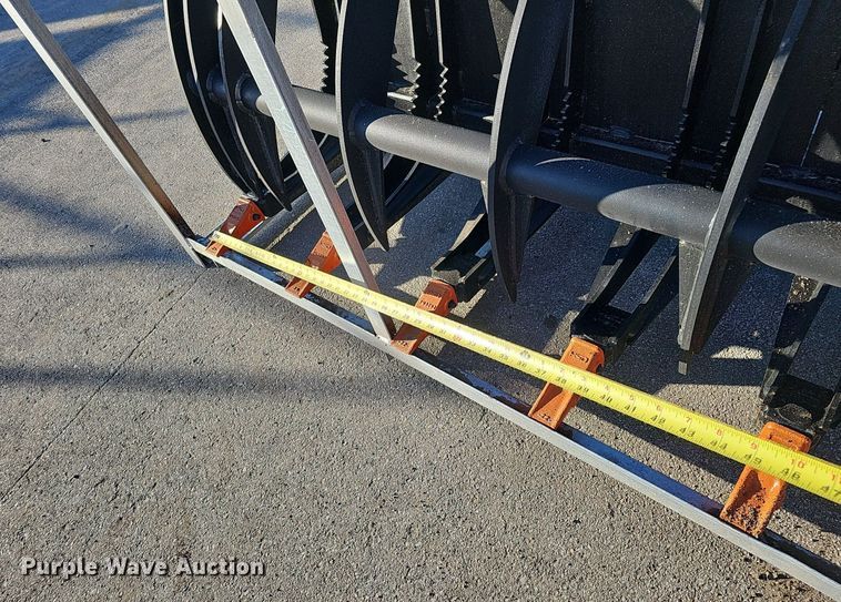 image for item MH9340 2023  78" W skid steer grapple bucket