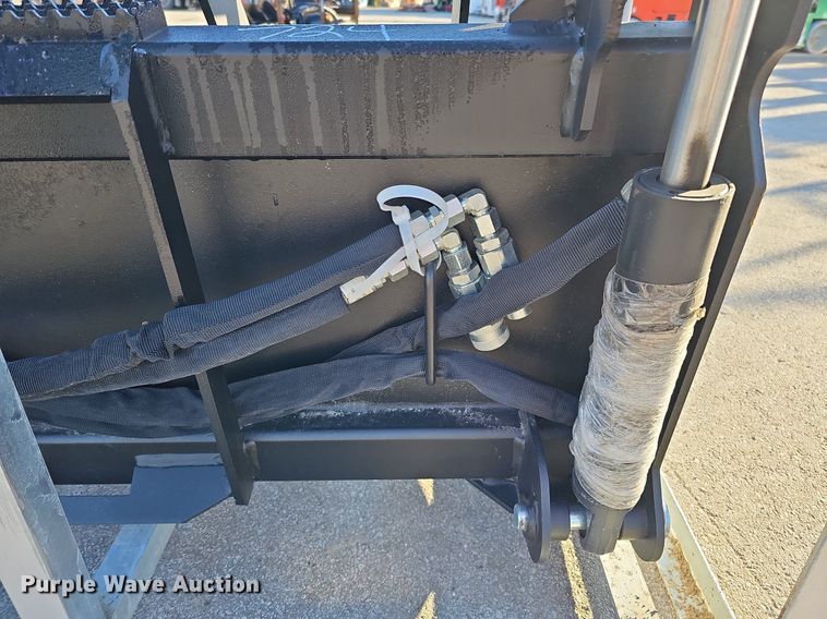 image for item MH9340 2023  78" W skid steer grapple bucket