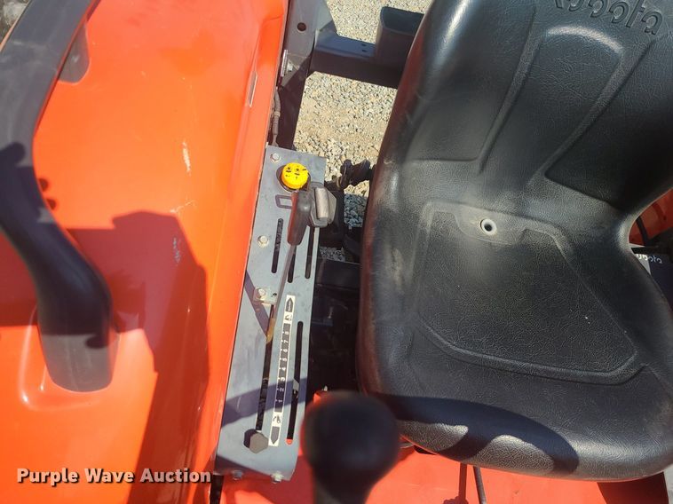 image for item MJ9319 2014 Kubota MX5200D  MFWD tractor