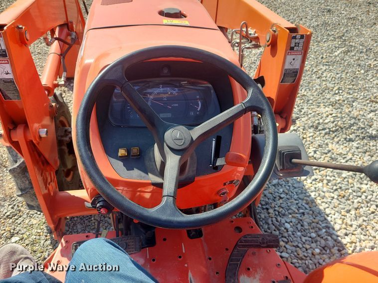 image for item MJ9319 2014 Kubota MX5200D  MFWD tractor
