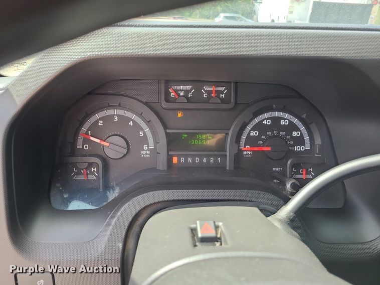 image for item MJ9333 2017 Ford E350 Super Duty  box truck