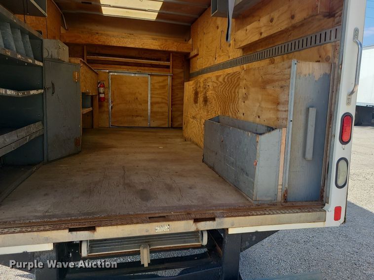 image for item MJ9333 2017 Ford E350 Super Duty  box truck