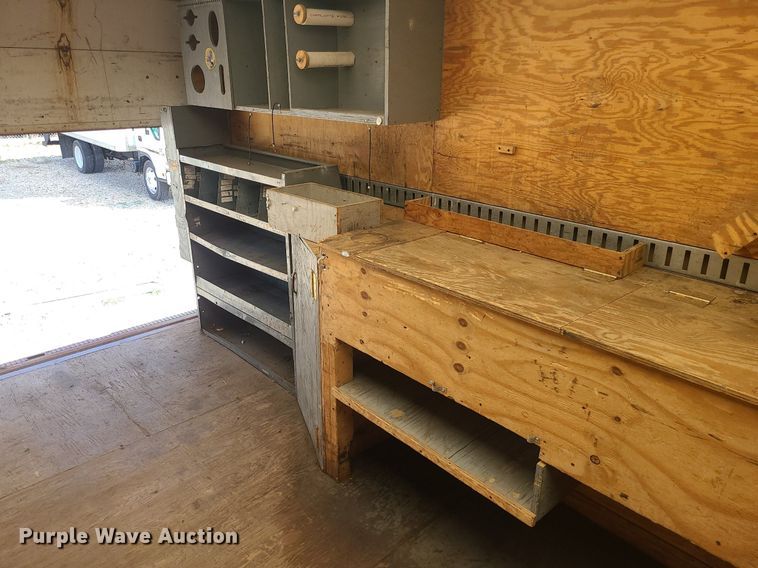 image for item MJ9333 2017 Ford E350 Super Duty  box truck