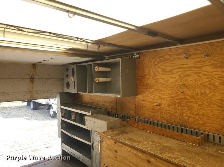 image for item MJ9333 2017 Ford E350 Super Duty  box truck