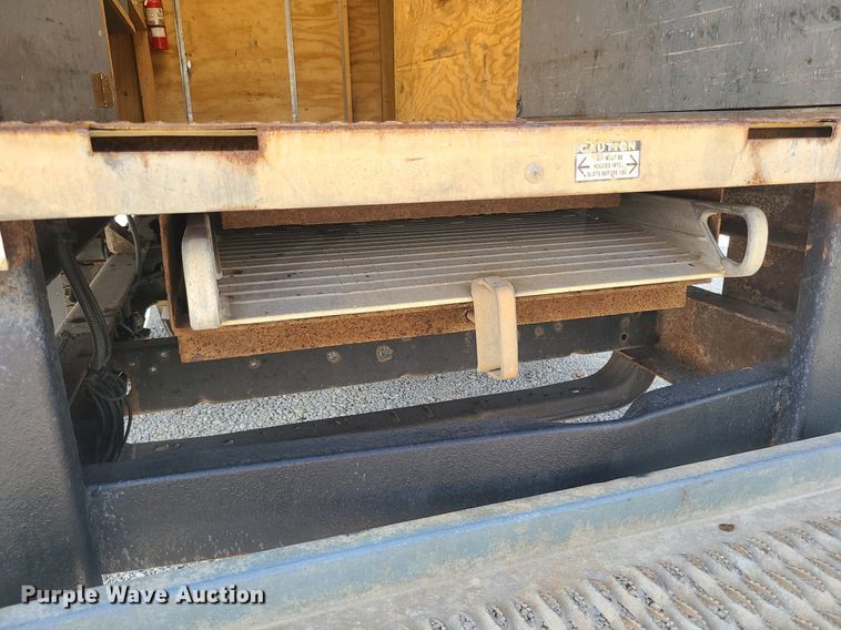 image for item MJ9333 2017 Ford E350 Super Duty  box truck