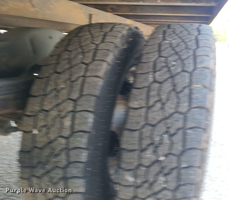 image for item MJ9333 2017 Ford E350 Super Duty  box truck