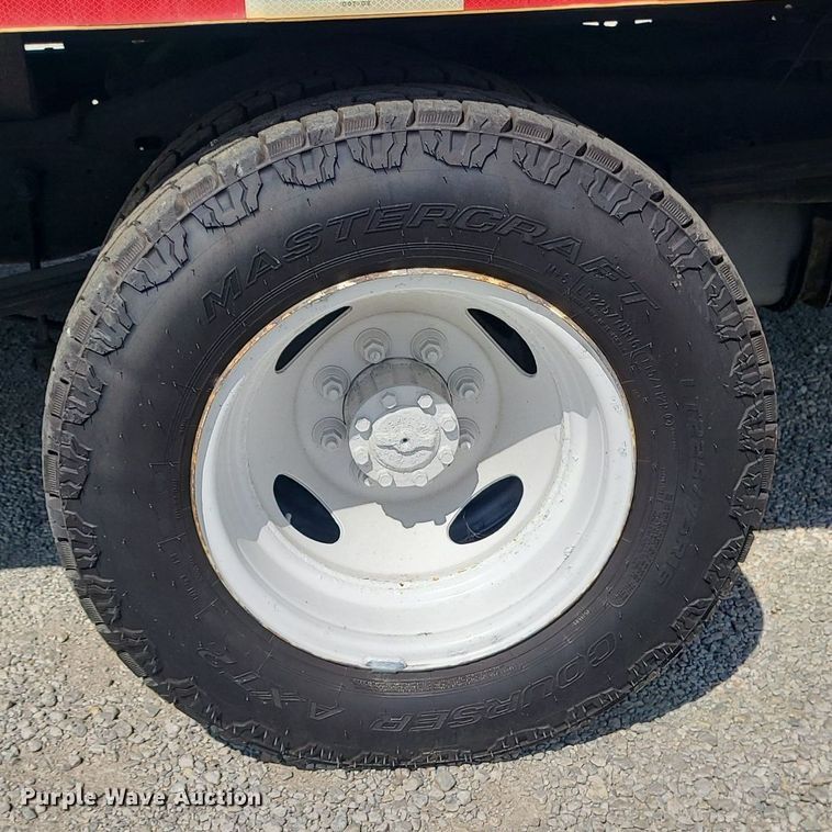 image for item MJ9333 2017 Ford E350 Super Duty  box truck