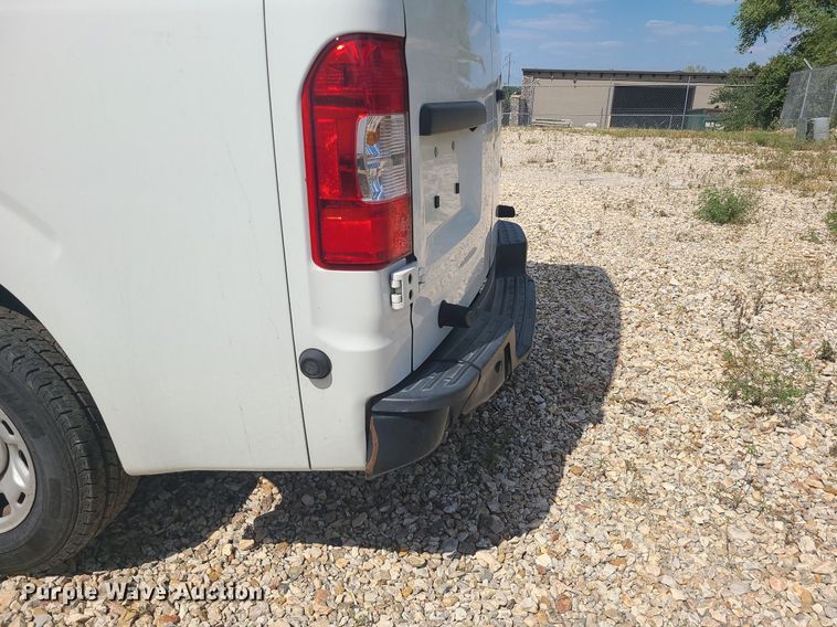 image for item MJ9334 2018 Nissan NV2500  van