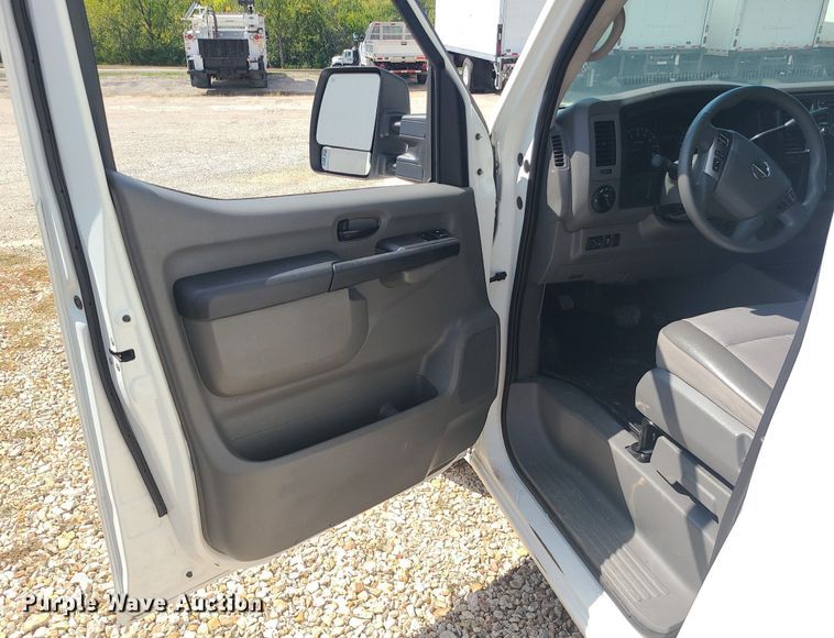 image for item MJ9334 2018 Nissan NV2500  van