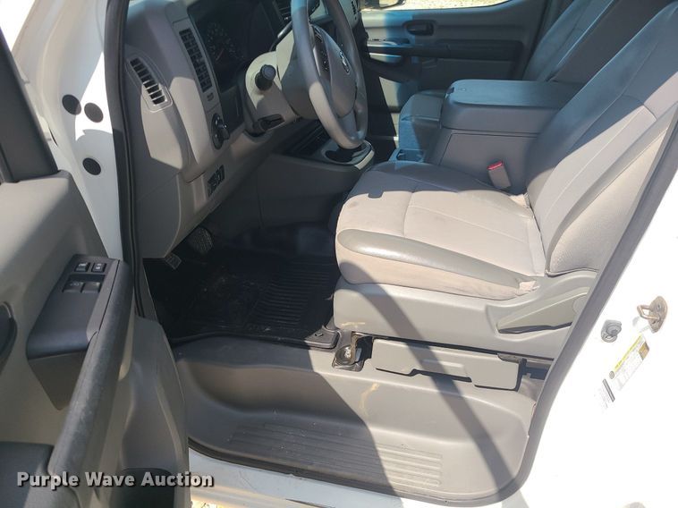 image for item MJ9334 2018 Nissan NV2500  van