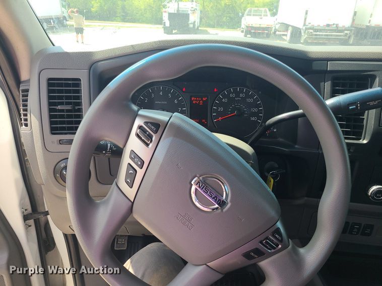 image for item MJ9334 2018 Nissan NV2500  van