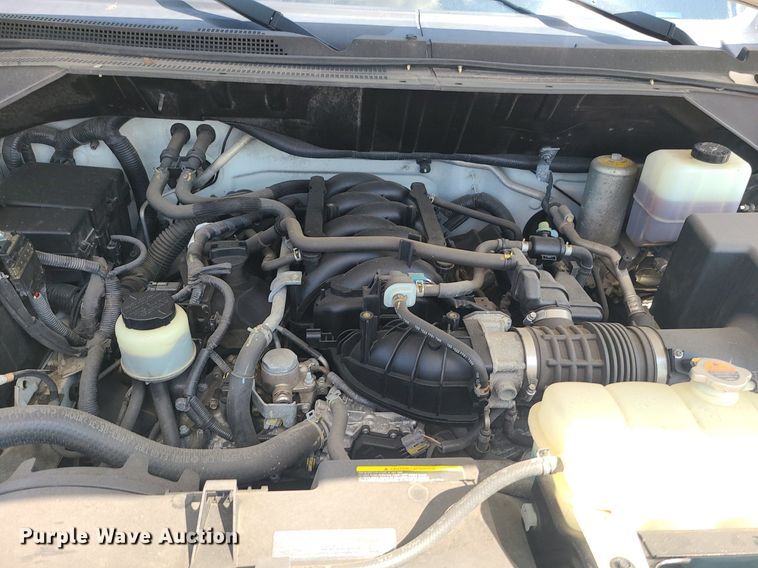 image for item MJ9334 2018 Nissan NV2500  van