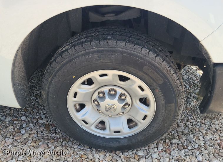 image for item MJ9334 2018 Nissan NV2500  van