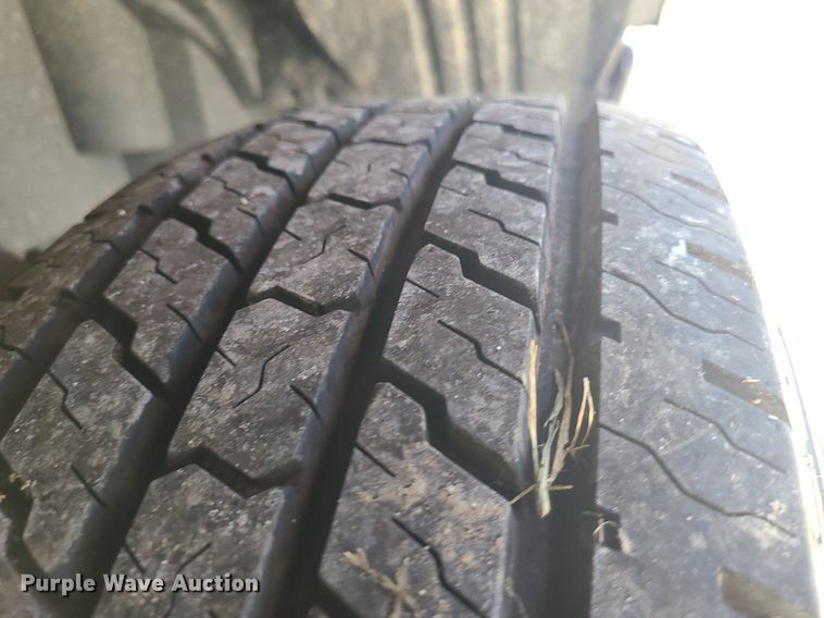 image for item MJ9334 2018 Nissan NV2500  van