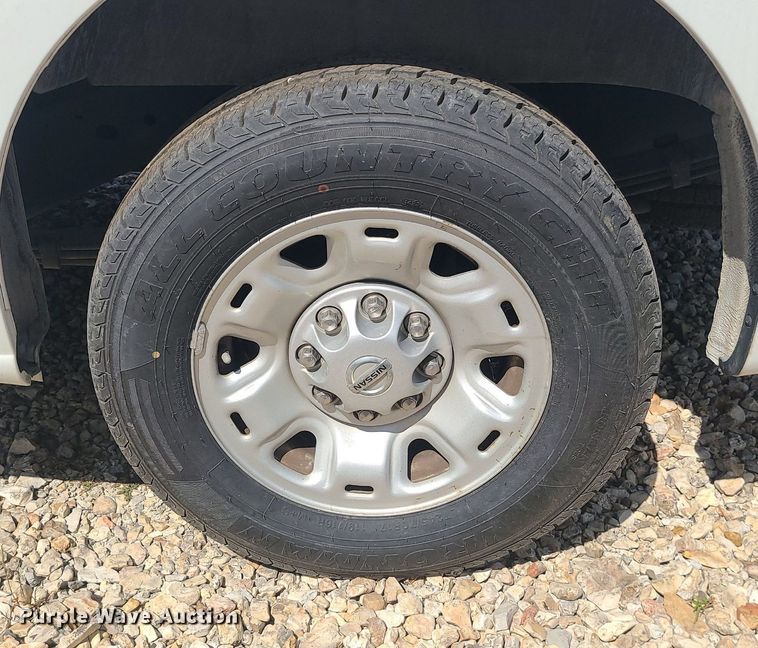 image for item MJ9334 2018 Nissan NV2500  van