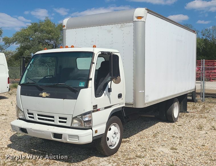 image for item MJ9335 2007 Chevrolet  W4500 box truck