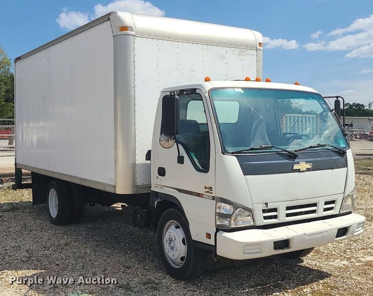 image for item MJ9335 2007 Chevrolet  W4500 box truck