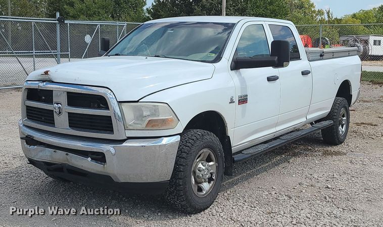 image for item MJ9337 2012 Dodge Ram 2500  Crew Cab pickup truck