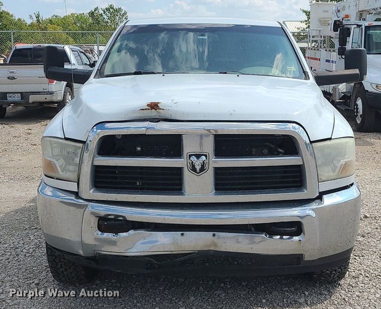image for item MJ9337 2012 Dodge Ram 2500  Crew Cab pickup truck