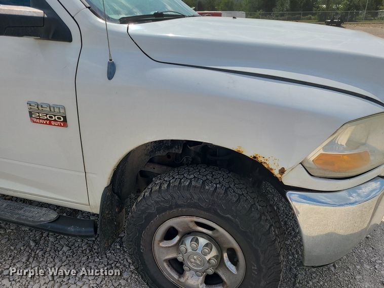 image for item MJ9337 2012 Dodge Ram 2500  Crew Cab pickup truck