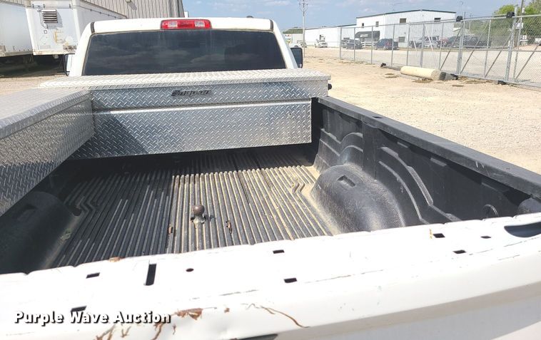 image for item MJ9337 2012 Dodge Ram 2500  Crew Cab pickup truck