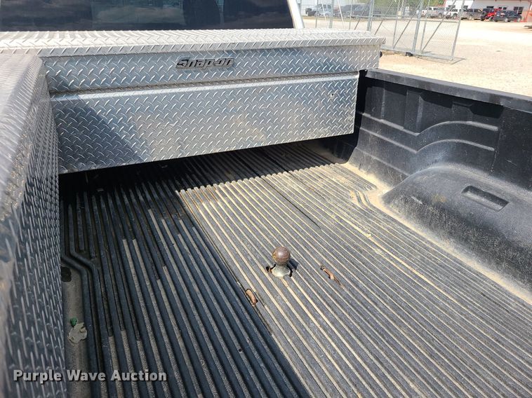 image for item MJ9337 2012 Dodge Ram 2500  Crew Cab pickup truck