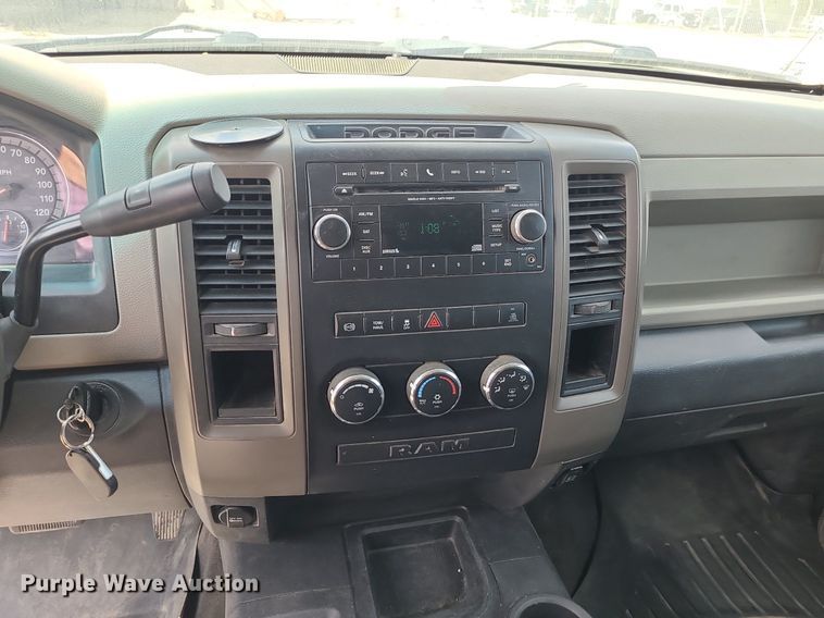 image for item MJ9337 2012 Dodge Ram 2500  Crew Cab pickup truck