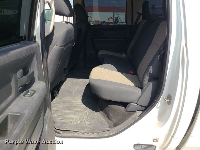 image for item MJ9337 2012 Dodge Ram 2500  Crew Cab pickup truck