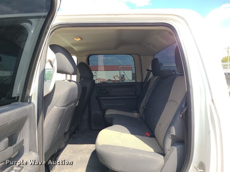 image for item MJ9337 2012 Dodge Ram 2500  Crew Cab pickup truck