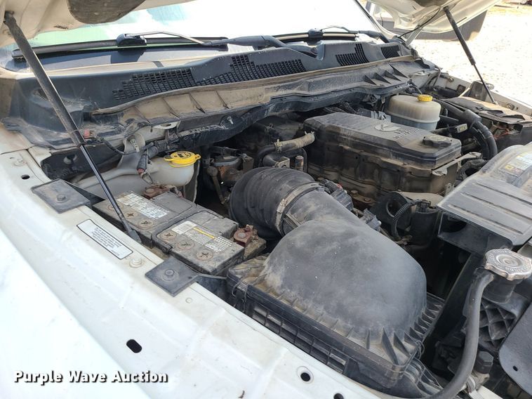 image for item MJ9337 2012 Dodge Ram 2500  Crew Cab pickup truck