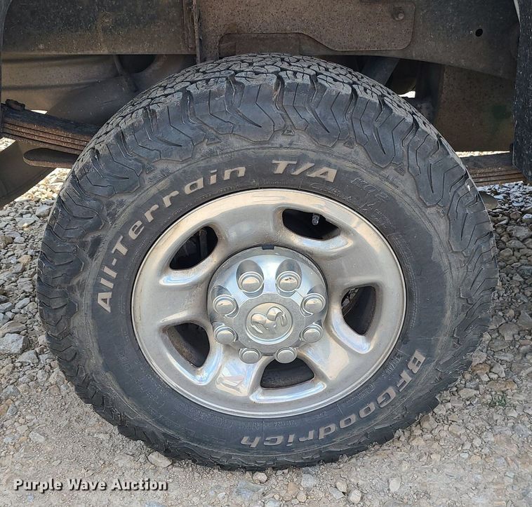 image for item MJ9337 2012 Dodge Ram 2500  Crew Cab pickup truck