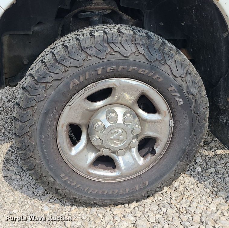 image for item MJ9337 2012 Dodge Ram 2500  Crew Cab pickup truck