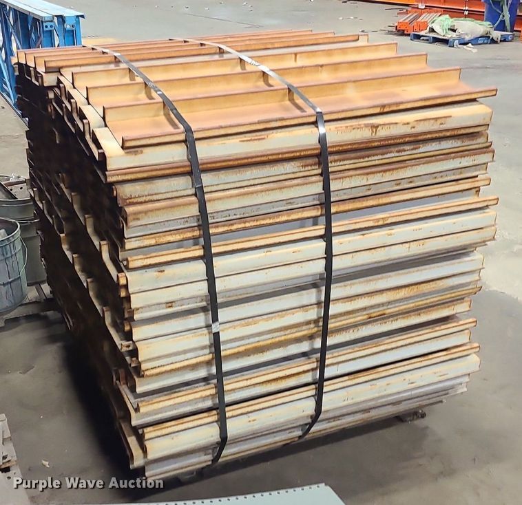 image for item MJ9349 Approximately 100 steel decking