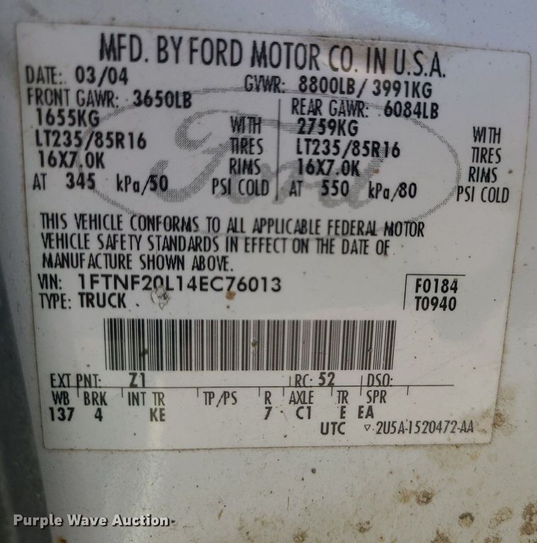 image for item MJ9350 2004 Ford F250 Super Duty XL  pickup truck