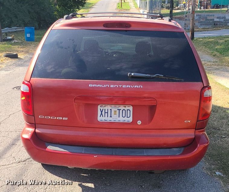 image for item MJ9351 2003 Dodge Grand Caravan EX  handicap accessible van