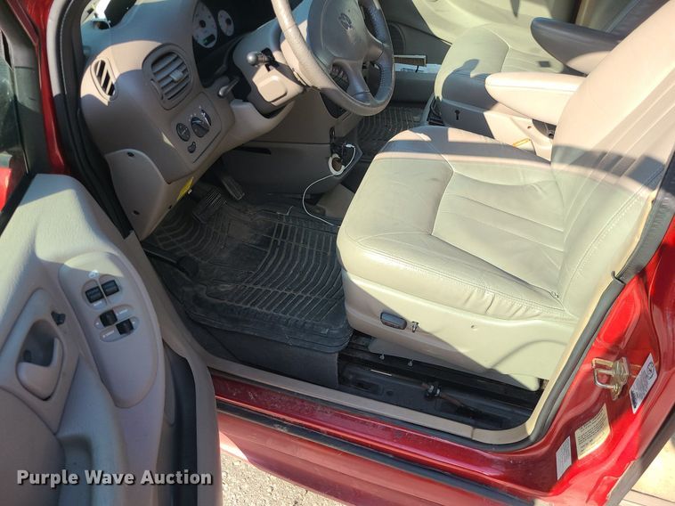 image for item MJ9351 2003 Dodge Grand Caravan EX  handicap accessible van