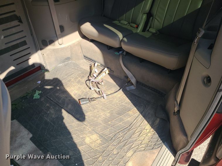 image for item MJ9351 2003 Dodge Grand Caravan EX  handicap accessible van