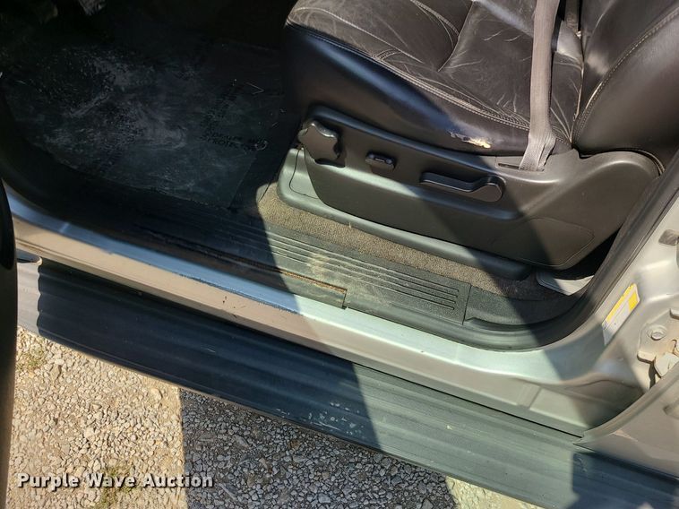 image for item MJ9354 2010 Chevrolet Tahoe  SUV