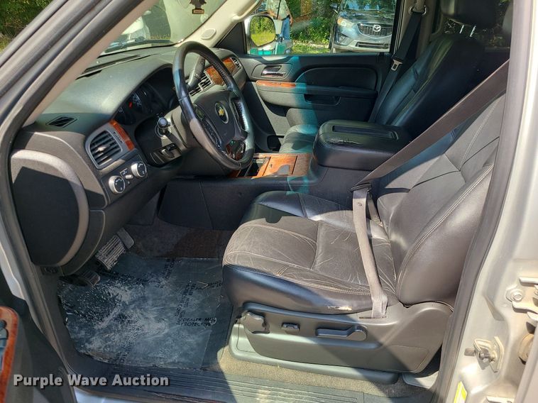 image for item MJ9354 2010 Chevrolet Tahoe  SUV