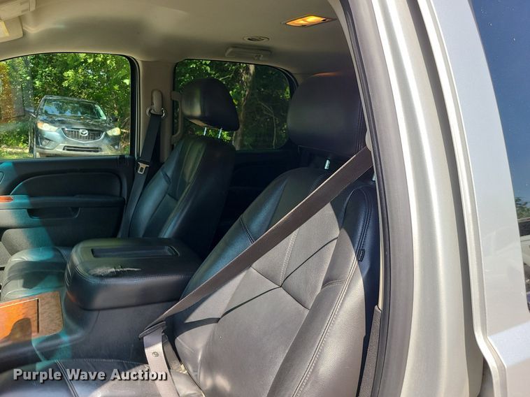 image for item MJ9354 2010 Chevrolet Tahoe  SUV