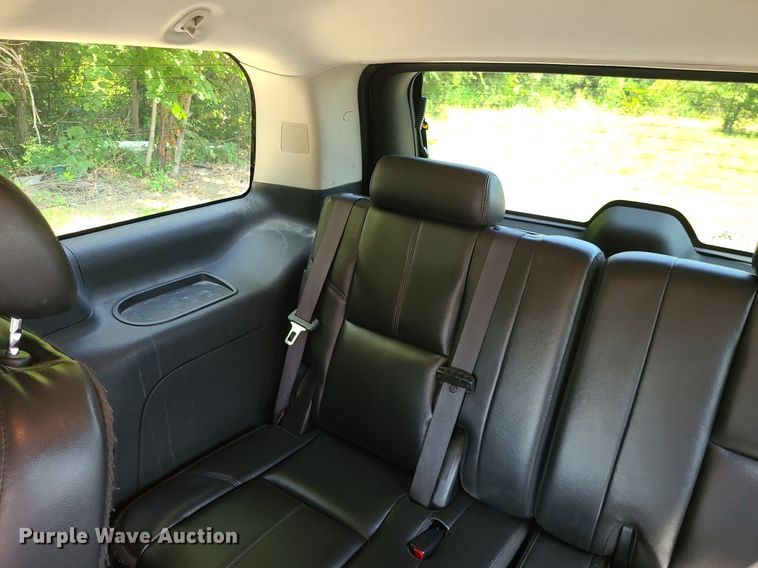 image for item MJ9354 2010 Chevrolet Tahoe  SUV