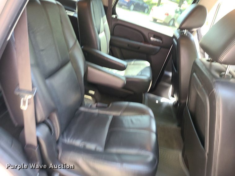 image for item MJ9354 2010 Chevrolet Tahoe  SUV