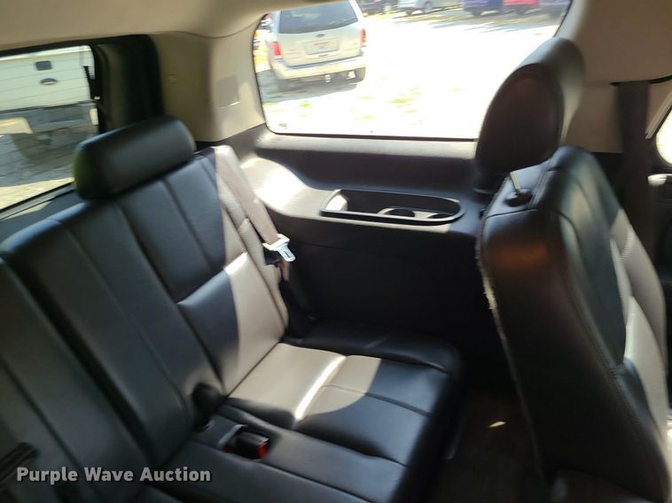 image for item MJ9354 2010 Chevrolet Tahoe  SUV