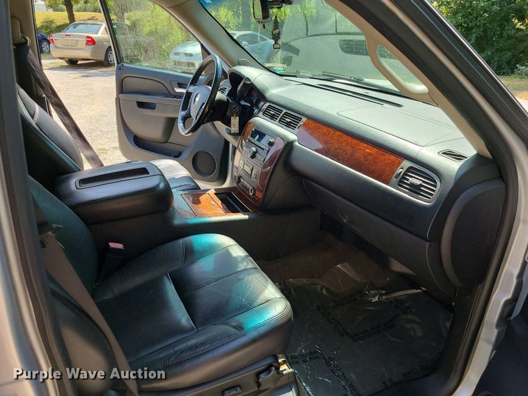 image for item MJ9354 2010 Chevrolet Tahoe  SUV