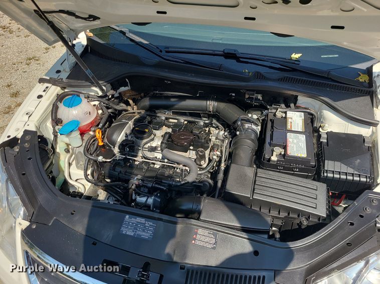 image for item MJ9358 2009 Volkswagen  Eos 