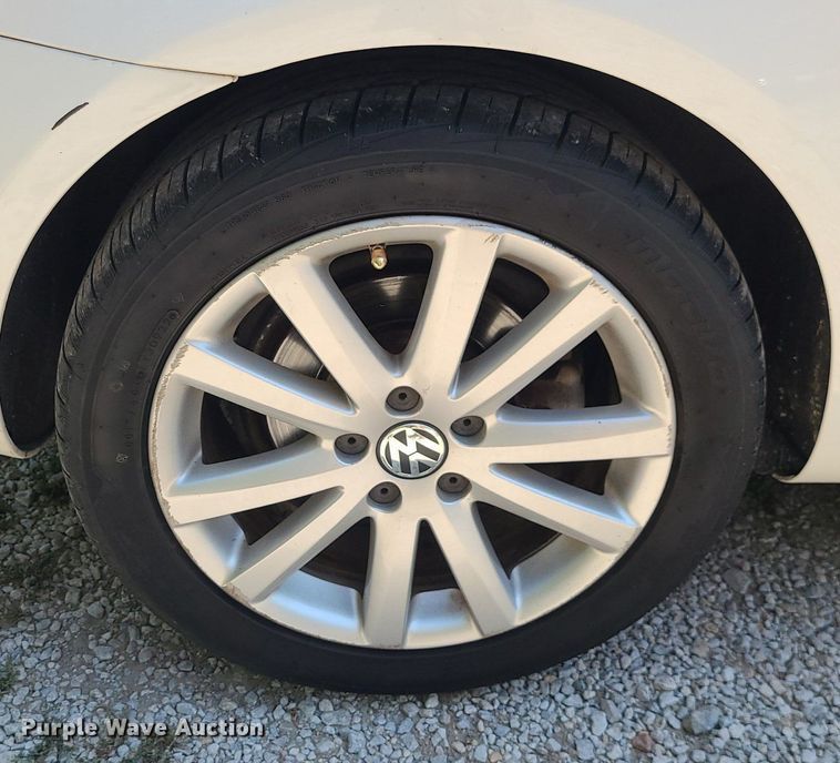 image for item MJ9358 2009 Volkswagen  Eos 