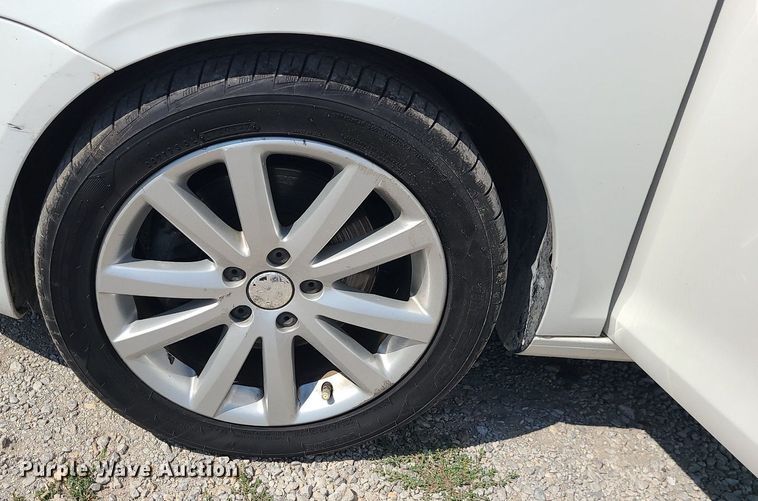 image for item MJ9358 2009 Volkswagen  Eos 