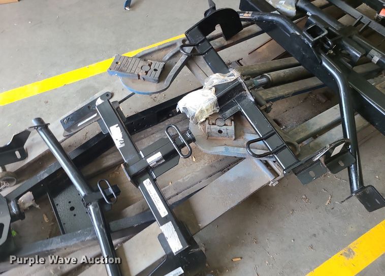 image for item MJ9362 (10) receiver hitches