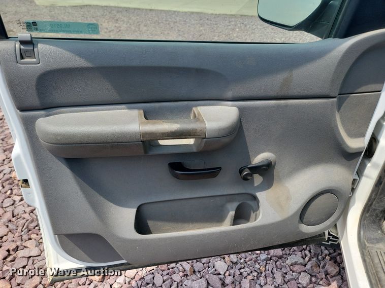 image for item ML9510 2008 Chevrolet Silverado 1500  pickup truck