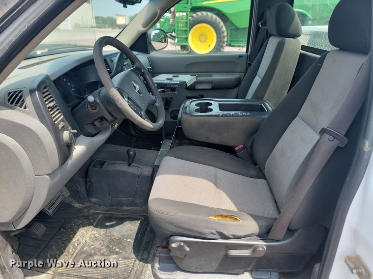 image for item ML9510 2008 Chevrolet Silverado 1500  pickup truck